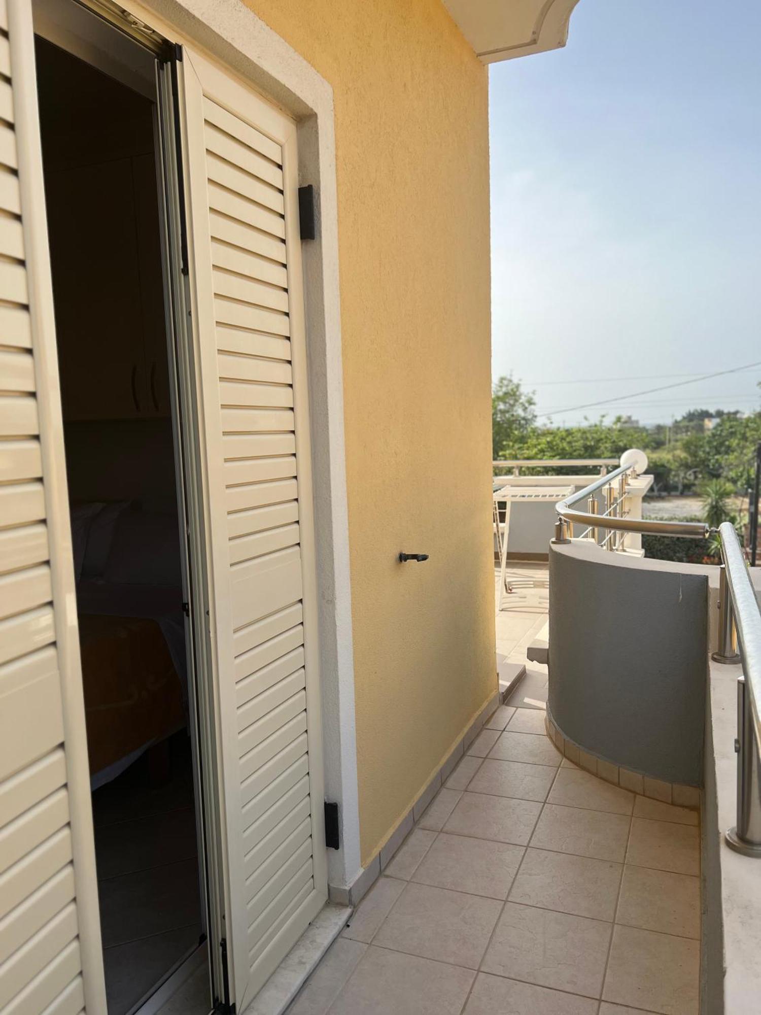 Apartments Rezidenca Sinani Орікум Екстер'єр фото